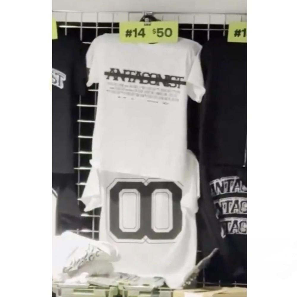 Playboi Carti Tour Merch 2025 Antagonist Tour 2.0 Shirt Reprint Unisex T-Shirt S
Playboi Carti Tour Merch 2025 Antagonist Tour 2.0 Shirt Reprint Unisex T-Shirt S