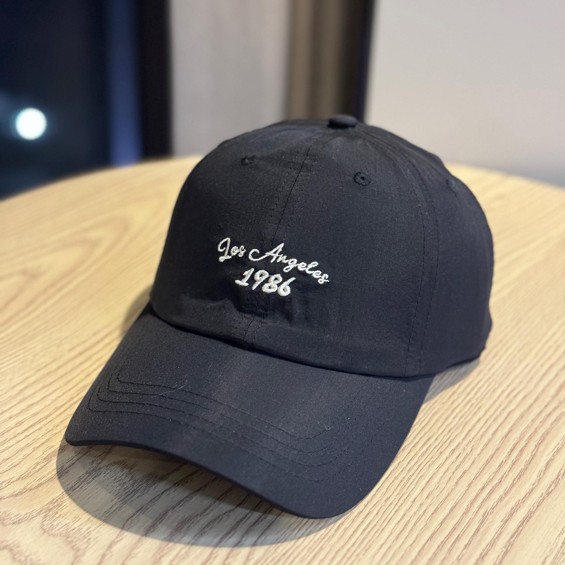 New letter-embroidered quick-dry baseball cap for women, Japanese style, wide brim, deep crown, face-slimming, sun-shading, sun-protective cap for Adult54-60Adjustable чёрный
New letter-embroidered quick-dry baseball cap for women, Japanese style, wide brim, deep crown, face-slimming, sun-shading, sun-protective cap for Adult54-60Adjustable чёрный
