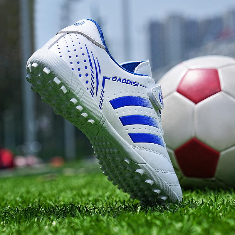 Factory direct sales football shoes Velcro children s men s and women s broken nails training artificial grass sports shoes 28
Factory direct sales football shoes Velcro children s men s and women s broken nails training artificial grass sports shoes 28