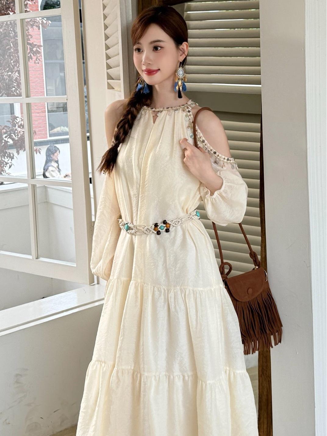 Ретро платье с открытыми плечами, пайетками и бахромой, с жаккардовым поясом Extra Large
Ретро платье с открытыми плечами, пайетками и бахромой, с жаккардовым поясом Extra Large