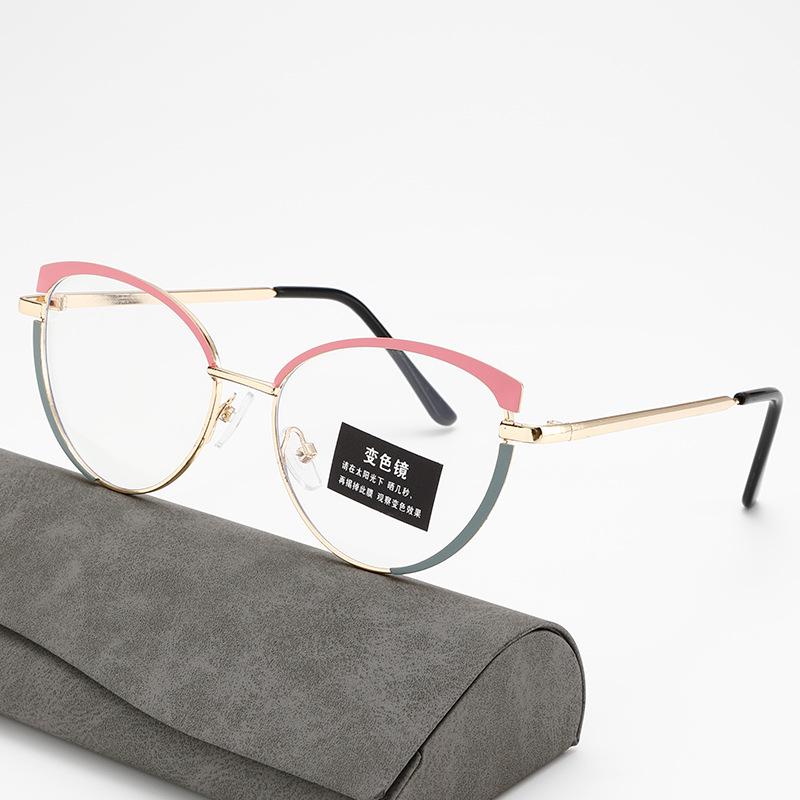 Retro Round Frame Anti-Blue Light Women s Photochromic Glasses - Xiaohongshu Style Celeb Frames
Retro Round Frame Anti-Blue Light Women s Photochromic Glasses - Xiaohongshu Style Celeb Frames