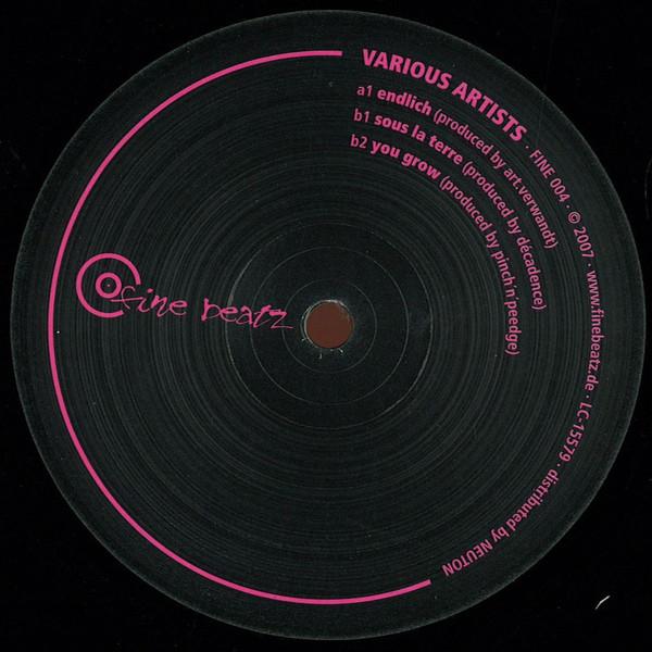 12-дюймовая пластинка VARIOUS - Endlich / Sous La Terre / You Grow FINE004 Fine Beatz 2007 Германия Танцевальная и Электронная Б/У
12-дюймовая пластинка VARIOUS - Endlich / Sous La Terre / You Grow FINE004 Fine Beatz 2007 Германия Танцевальная и Электронная Б/У