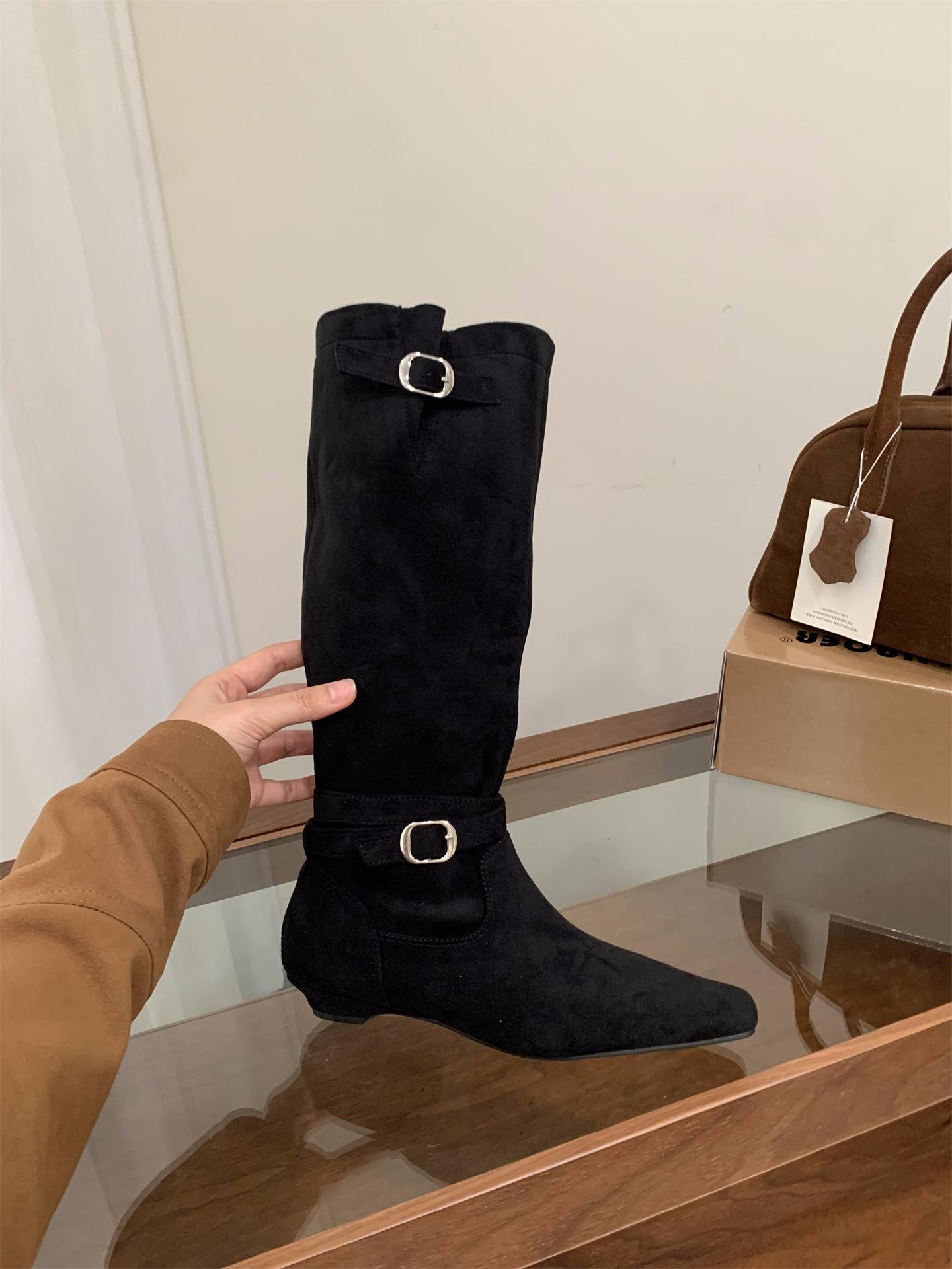 Coarse Heel Suede Brown Skinny Boots Women s Boots 2025 New Autumn and Winter Square Head Pile Boots Knight Boots 39
Coarse Heel Suede Brown Skinny Boots Women s Boots 2025 New Autumn and Winter Square Head Pile Boots Knight Boots 39