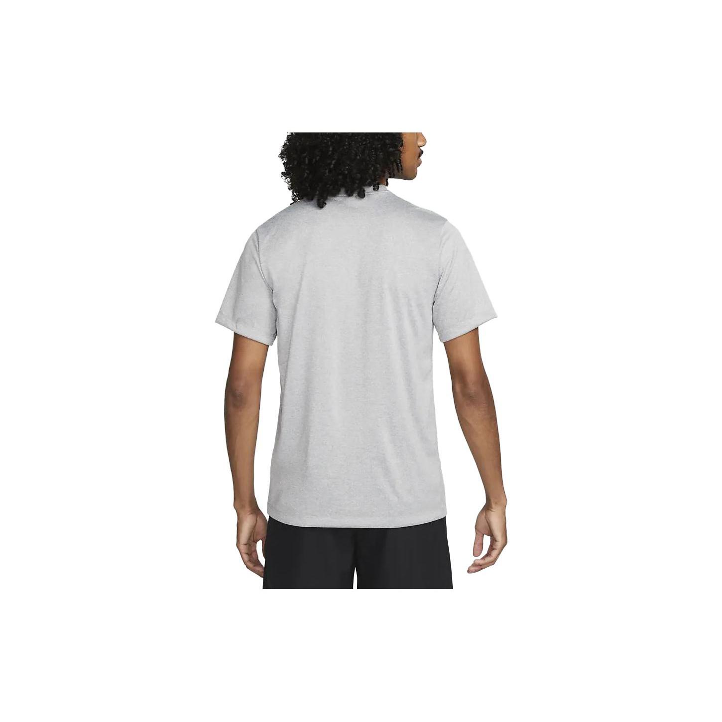 New Nike Dri FIT Legend Men s Fitness T Shirt DX0989-063 XXXL
New Nike Dri FIT Legend Men s Fitness T Shirt DX0989-063 XXXL