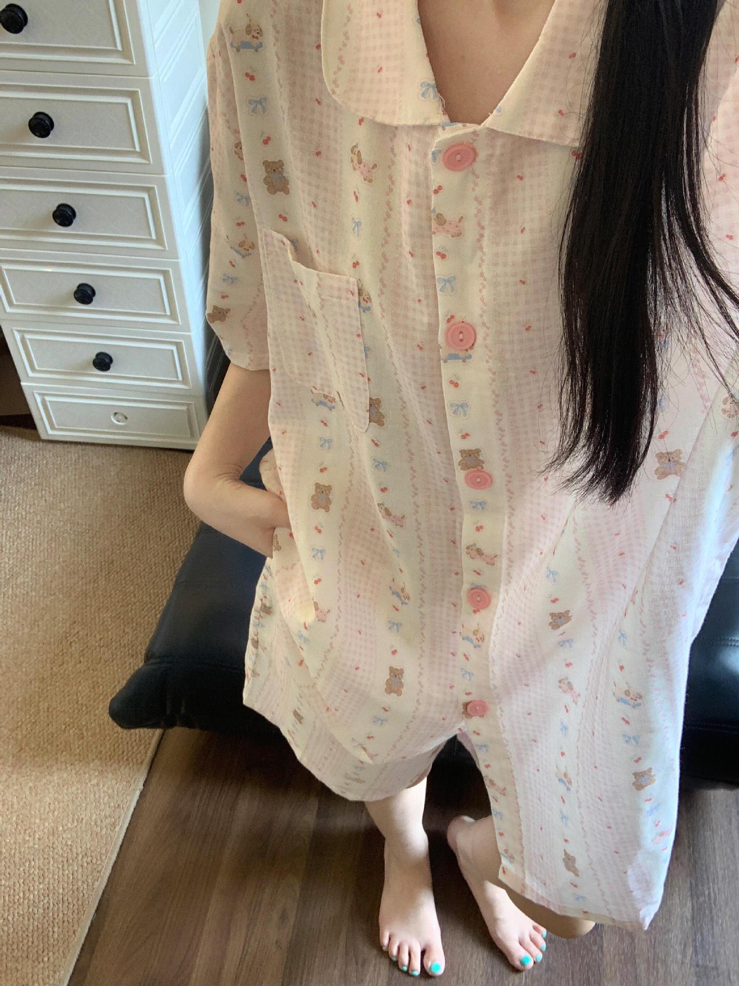 Summer new pink plaid cherry bear pajamas women s short-sleeved shorts cardigan two-piece soft cute loungewear XXL
Summer new pink plaid cherry bear pajamas women s short-sleeved shorts cardigan two-piece soft cute loungewear XXL