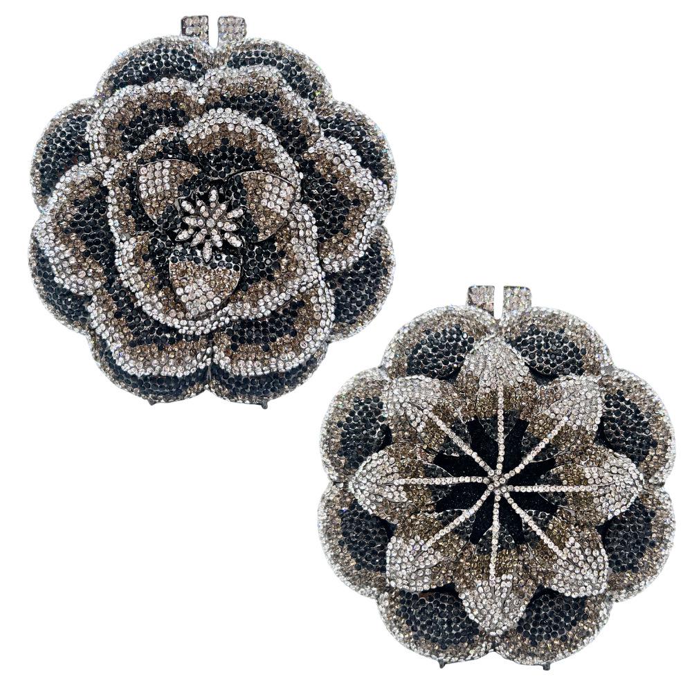 Elegant Rhinestone Floral Handbag: Glittering Evening Clutch with 3D Flowers for Weddings and Banquets
Elegant Rhinestone Floral Handbag: Glittering Evening Clutch with 3D Flowers for Weddings and Banquets