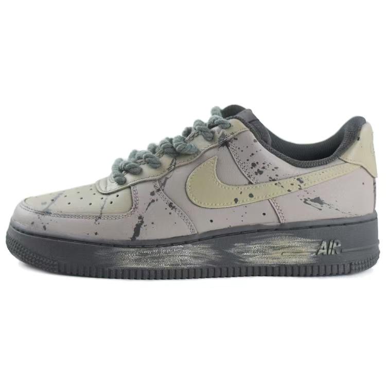 Nike Air Force 1 Slip Resistant Low top Skateboard Shoes Women s Gray DD8959-001(Team679-) 36
Nike Air Force 1 Slip Resistant Low top Skateboard Shoes Women s Gray DD8959-001(Team679-) 36