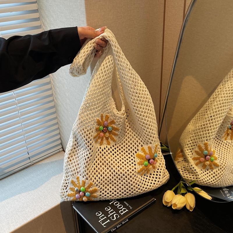 2025 Маленькая сумка через плечо с ромашками, дорожная сумка большой вместимости, сумка под мышкой, вязаная сумка, праздничный ветер, морская полая вязаная сумка 36*7*38