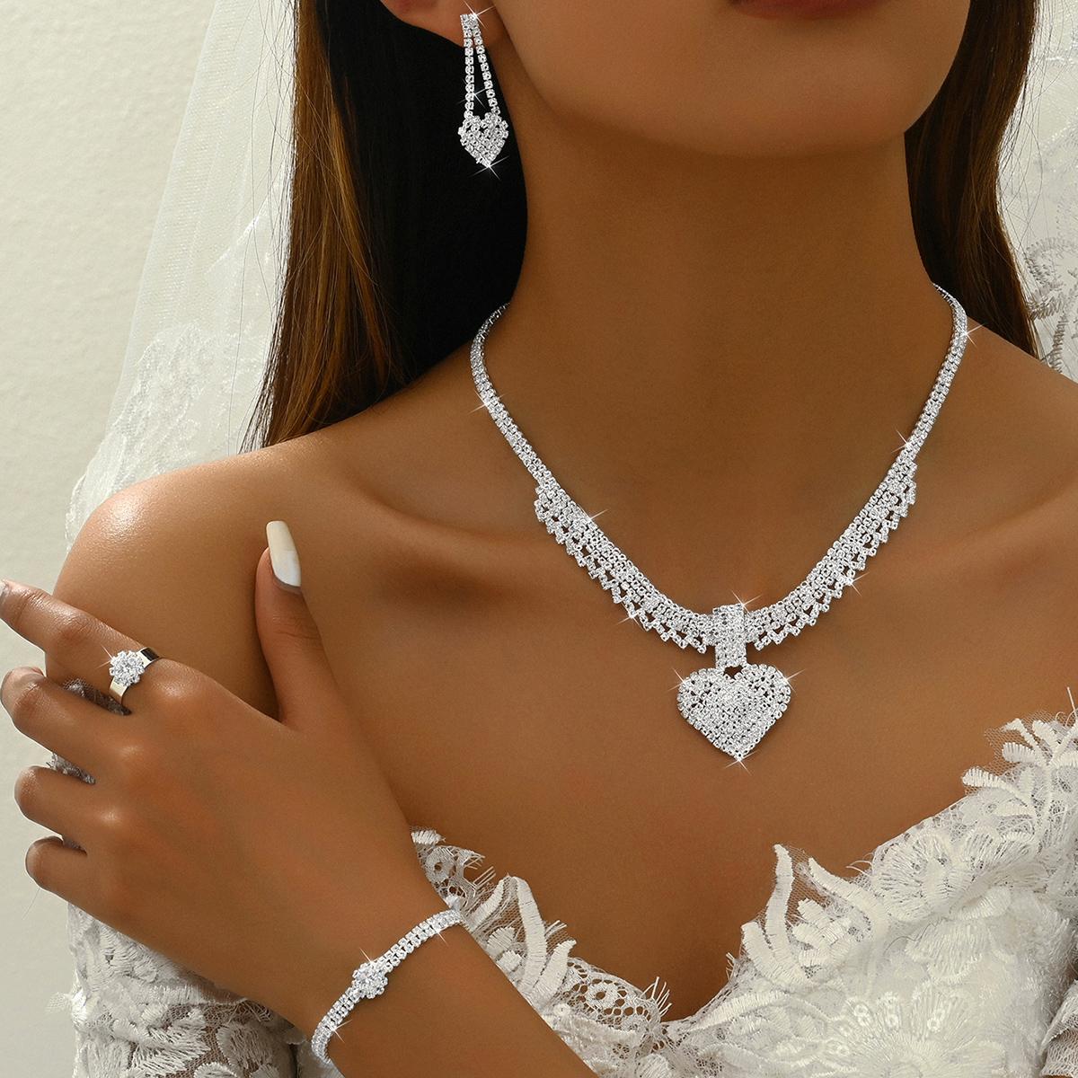 5PC Women s Fashion Peach Heart Necklace, Earrings, Bracelets, Rings, Jewelry Set Suitable for Wedding, Party, Festival Gifts
5PC Women s Fashion Peach Heart Necklace, Earrings, Bracelets, Rings, Jewelry Set Suitable for Wedding, Party, Festival Gifts