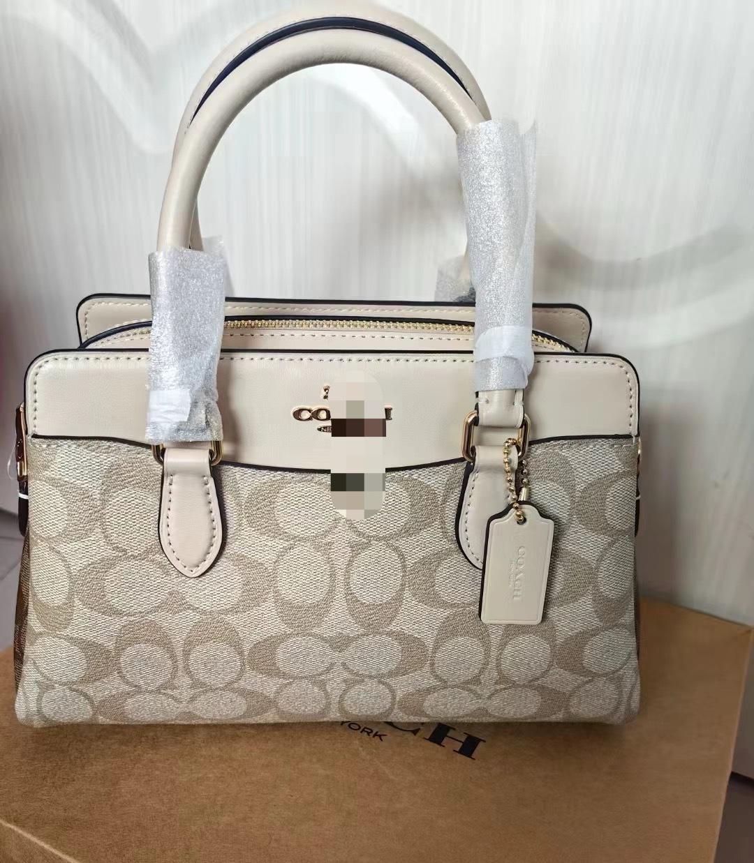 Koujia 2025 Aolai New Women s Bag Taro Purple Darcie 26 Dai Fei Portable Presbyopic Zipper Commuter 26x10x17
Koujia 2025 Aolai New Women s Bag Taro Purple Darcie 26 Dai Fei Portable Presbyopic Zipper Commuter 26x10x17