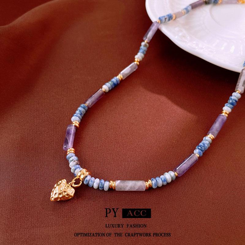 Retro Love Heart Bamboo and Stone Clavicle Necklace: Versatile, High-End Jewelry for Women
Retro Love Heart Bamboo and Stone Clavicle Necklace: Versatile, High-End Jewelry for Women