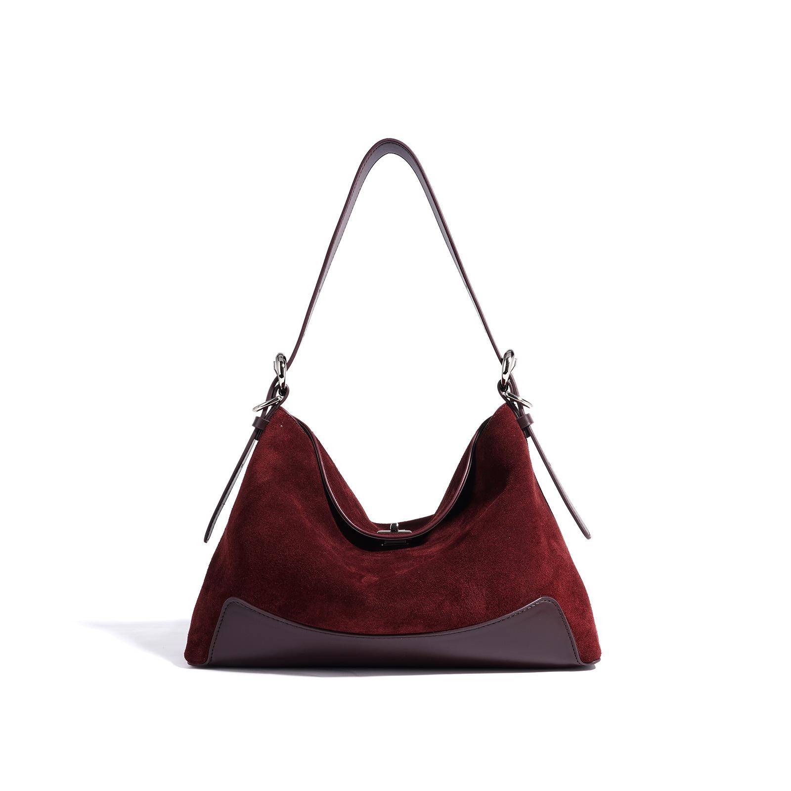 2026 New Commuter Women s Bag Single Shoulder Crossbody Bag Large Capacity Tote Bag Underarm Bag / Classic Fashion Women s Bag 29x12x20cm
2026 New Commuter Women s Bag Single Shoulder Crossbody Bag Large Capacity Tote Bag Underarm Bag / Classic Fashion Women s Bag 29x12x20cm