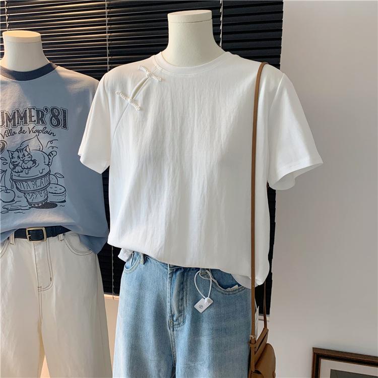 Guofeng button short-sleeved T-shirt women s summer 2025 new design sense loose and versatile new Chinese top M белый
Guofeng button short-sleeved T-shirt women s summer 2025 new design sense loose and versatile new Chinese top M белый