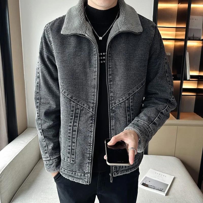 Winter Men Denim Jacket Men s Fleece Lined Korean Coats Man Lamb Velvet Jacket Male Thick Denim Jacket Casual Loose Outerwear XXXL сірий
Winter Men Denim Jacket Men s Fleece Lined Korean Coats Man Lamb Velvet Jacket Male Thick Denim Jacket Casual Loose Outerwear XXXL сірий