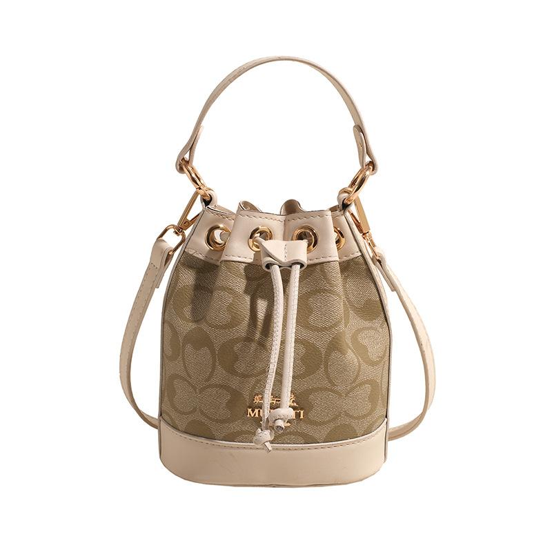 Больше. Новая универсальная сумка-мессенджер Bao, портативная сумка-ведро.
Больше. Новая универсальная сумка-мессенджер Bao, портативная сумка-ведро.