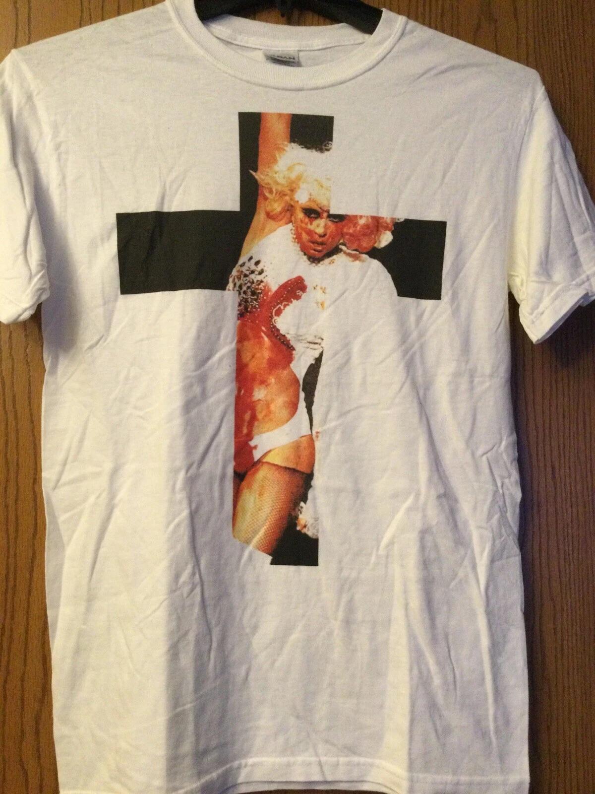 Lady Gaga (Bloodied) - White Shirt - S L
Lady Gaga (Bloodied) - White Shirt - S L