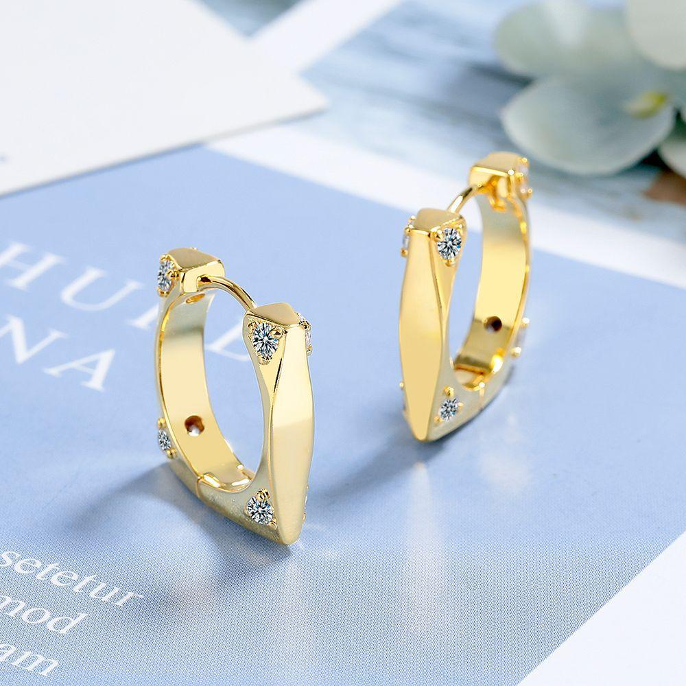 Fashion Female Earrings sterling Silver Square White Zircon Earrings for Women Promise Love Wedding Statement Bijoux
Fashion Female Earrings sterling Silver Square White Zircon Earrings for Women Promise Love Wedding Statement Bijoux