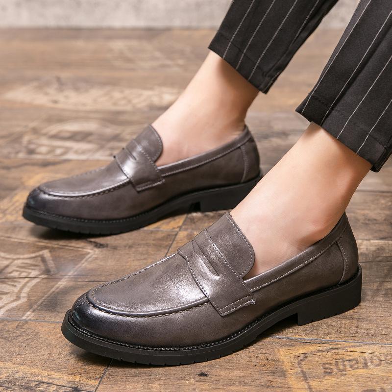 Brown leather shoes raw small size non-slip casual small leather shoes youth with suit shoes 46 сірий колір
Brown leather shoes raw small size non-slip casual small leather shoes youth with suit shoes 46 сірий колір