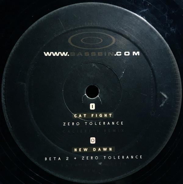 LP Record BETA 2 & ZERO TOLERANCE - Cat Fight / New Dawn (Remixes) 207435 Bassbin 1986 Canada Dance & Electronica Used
LP Record BETA 2 & ZERO TOLERANCE - Cat Fight / New Dawn (Remixes) 207435 Bassbin 1986 Canada Dance & Electronica Used