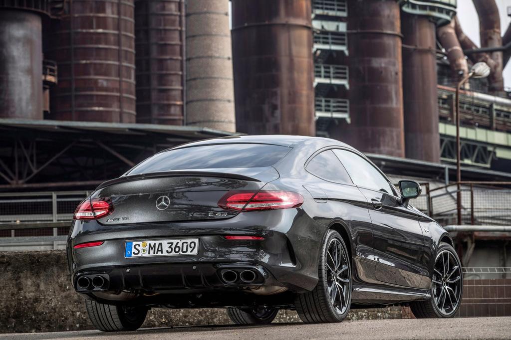Задний диффузор с насадками (для coupe дизайн AMG43) для Mercedes C-сlass W205 2014-2021 гг
Задний диффузор с насадками (для coupe дизайн AMG43) для Mercedes C-сlass W205 2014-2021 гг
