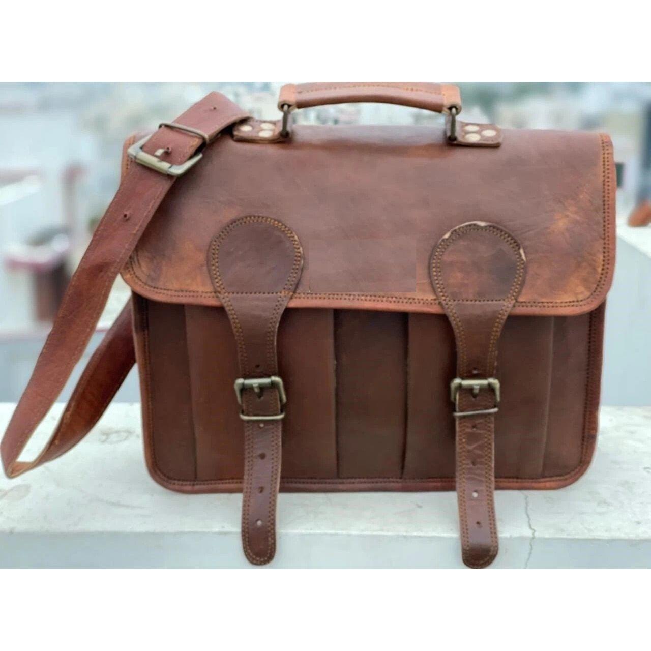 Мужской коричневый портфель-мессенджер из винтажной кожи Crazy Goat для ноутбука 13 x 10 x 4 in
Мужской коричневый портфель-мессенджер из винтажной кожи Crazy Goat для ноутбука 13 x 10 x 4 in