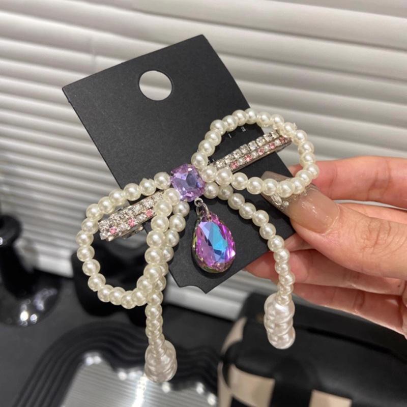 Diamond Bow Water Drop Pearl Hairpin Elegant Temperament Spring Clip Fashion Personality Hair Accessories
Diamond Bow Water Drop Pearl Hairpin Elegant Temperament Spring Clip Fashion Personality Hair Accessories