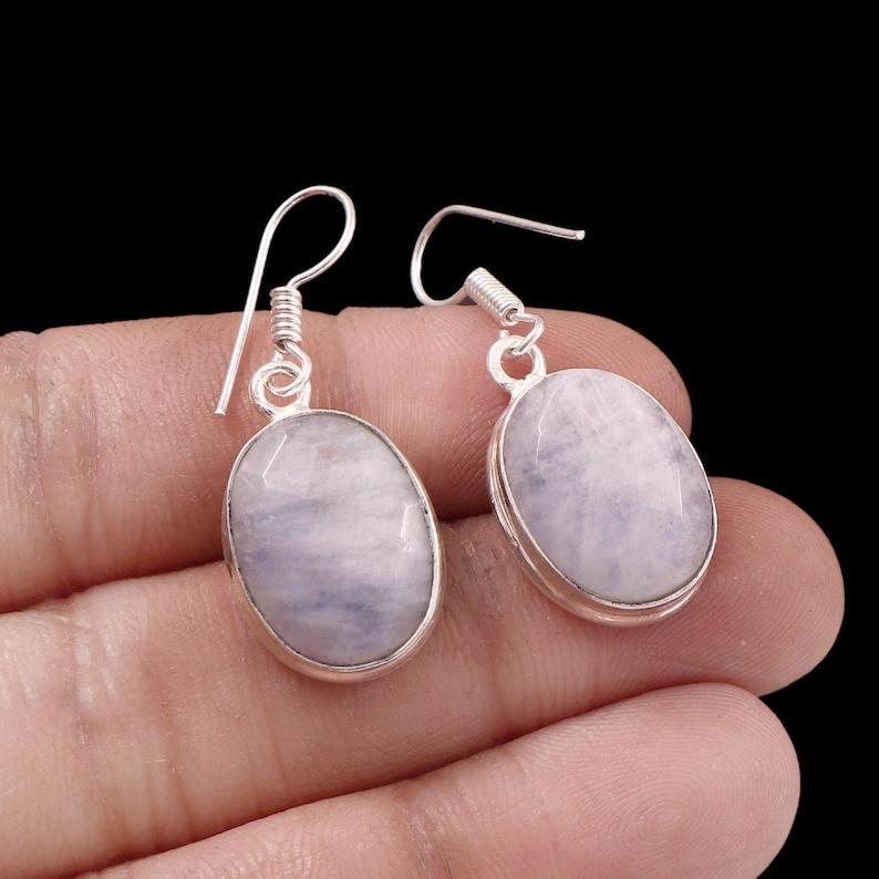 Solid 925 Sterling Silver Moonstone Oval Gemstone Women Dangle Earring Birthstone Earrings
Solid 925 Sterling Silver Moonstone Oval Gemstone Women Dangle Earring Birthstone Earrings