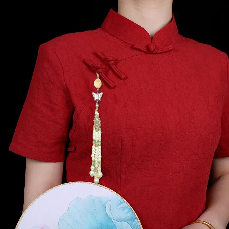 2023 модные броши с кисточками и жемчугом Cheongsam, изысканные винтажные китайские прессованные булавки для лацканов
2023 модные броши с кисточками и жемчугом Cheongsam, изысканные винтажные китайские прессованные булавки для лацканов