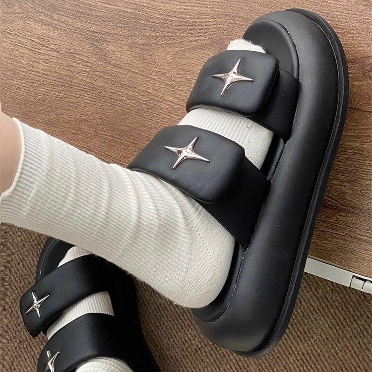 Super soft platform home one-word slippers women s 2025 summer new outer wear fashion summer beach Velcro sandals 40
Super soft platform home one-word slippers women s 2025 summer new outer wear fashion summer beach Velcro sandals 40