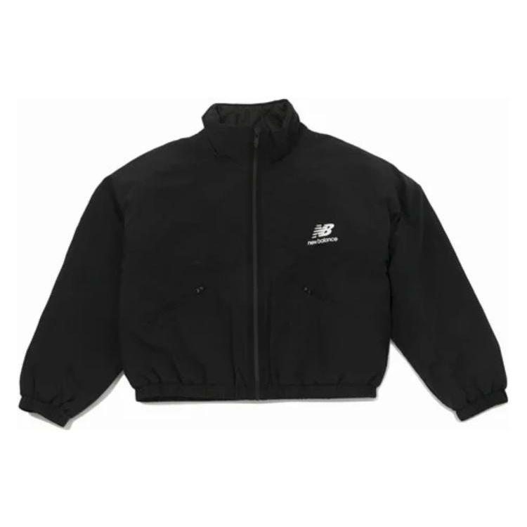 Укороченная куртка с воротником на молнии New Balance с принтом логотипа, верхняя одежда унисекс, черная WJ13504-BK
Укороченная куртка с воротником на молнии New Balance с принтом логотипа, верхняя одежда унисекс, черная WJ13504-BK