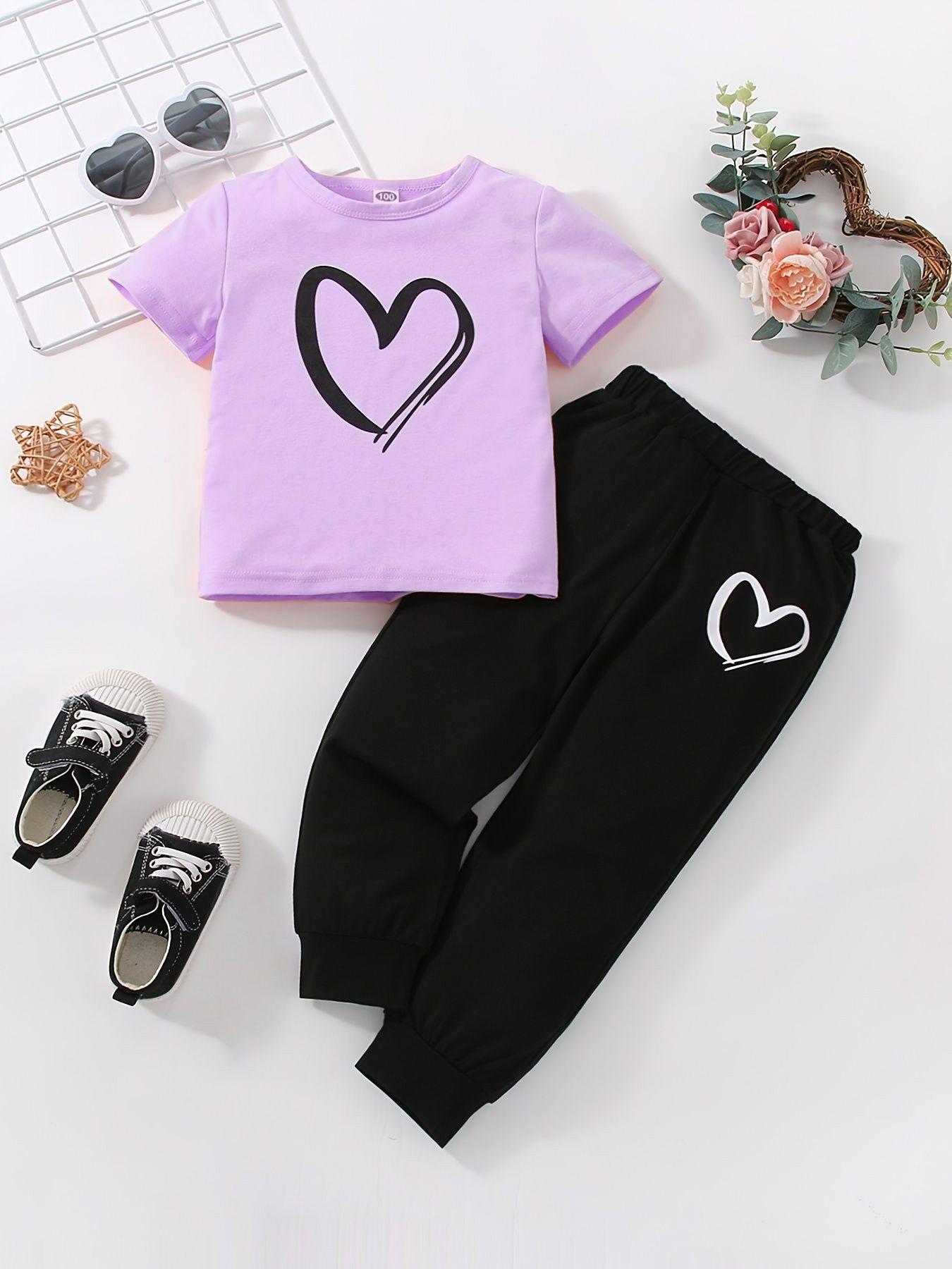 Girls purple heart-print short-sleeved shirt and pants set, suitable for ages 2-7 110 фіолетовий
Girls purple heart-print short-sleeved shirt and pants set, suitable for ages 2-7 110 фіолетовий