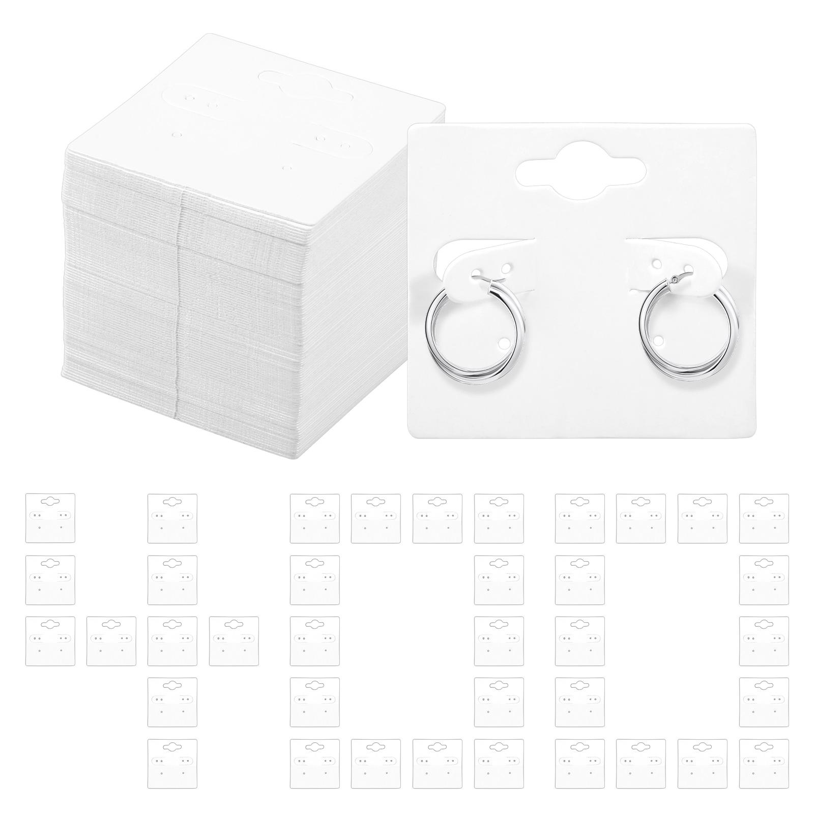 400 шт. 2-дюймовых карточек-держателей для серег с 6 отверстиями, бумажные карточки для демонстрации серег для продажи ювелирных изделий, DIY, ремесла, розничная торговля, многоцелевые
400 шт. 2-дюймовых карточек-держателей для серег с 6 отверстиями, бумажные карточки для демонстрации серег для продажи ювелирных изделий, DIY, ремесла, розничная торговля, многоцелевые
