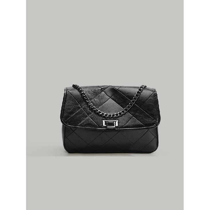 2025 New Women s Bag Small Style Quilted Chain Bag Fashionable Single Shoulder Small Square Bag Commuter Crossbody Bag чорний
2025 New Women s Bag Small Style Quilted Chain Bag Fashionable Single Shoulder Small Square Bag Commuter Crossbody Bag чорний
