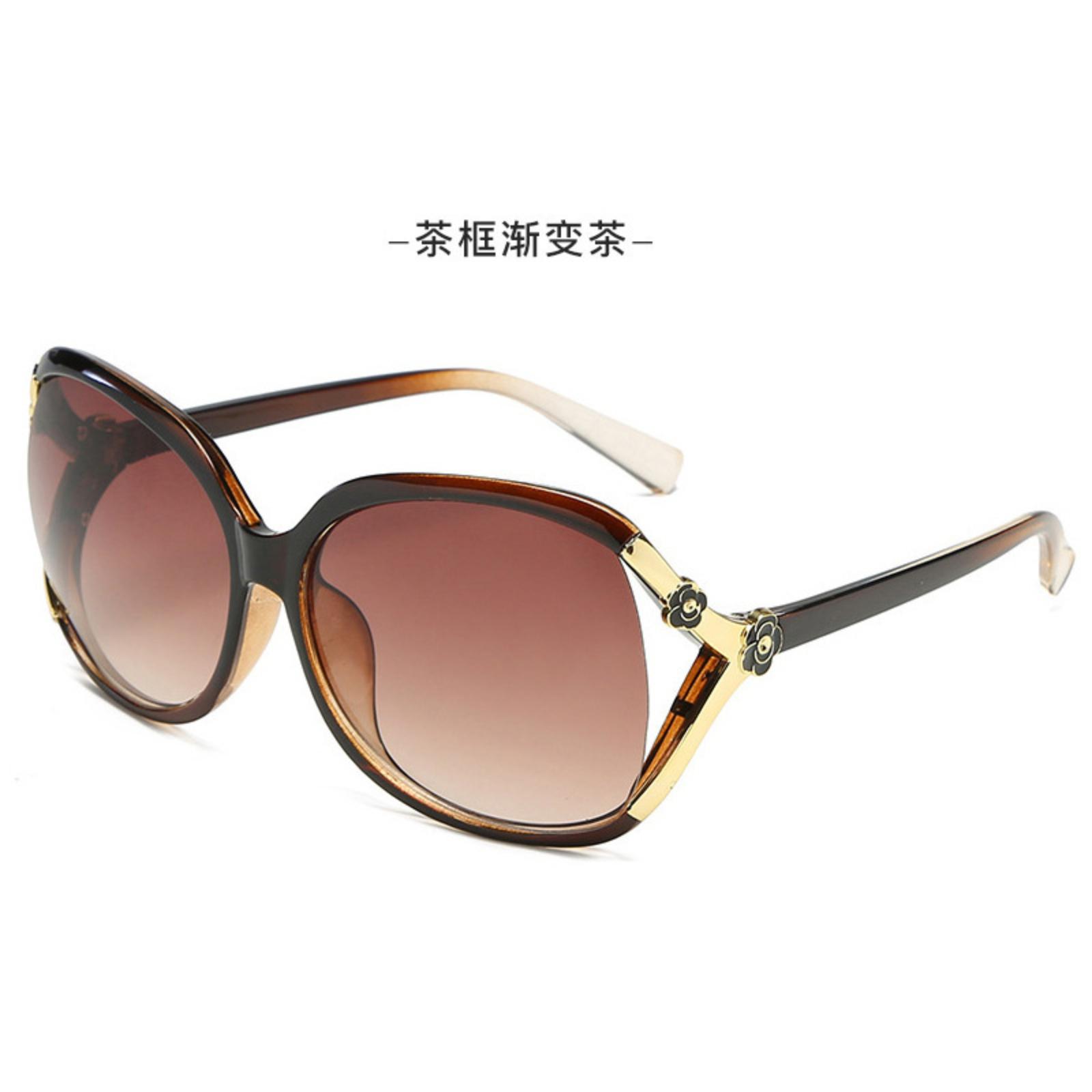 Women Sunglasses Classic Frame UV Protection Outdoor Eyewear Lightweight Durable Design Suitable for Daily Use and Travel One Size коричневый
Women Sunglasses Classic Frame UV Protection Outdoor Eyewear Lightweight Durable Design Suitable for Daily Use and Travel One Size коричневый