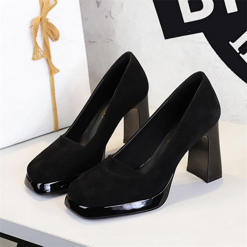 Fashion Retro Senior Sense Square Head Suede Women s Shoes Waterproof Platform Thick Heel Super High Heel Shoes Plain Simple High Heels 36
Fashion Retro Senior Sense Square Head Suede Women s Shoes Waterproof Platform Thick Heel Super High Heel Shoes Plain Simple High Heels 36