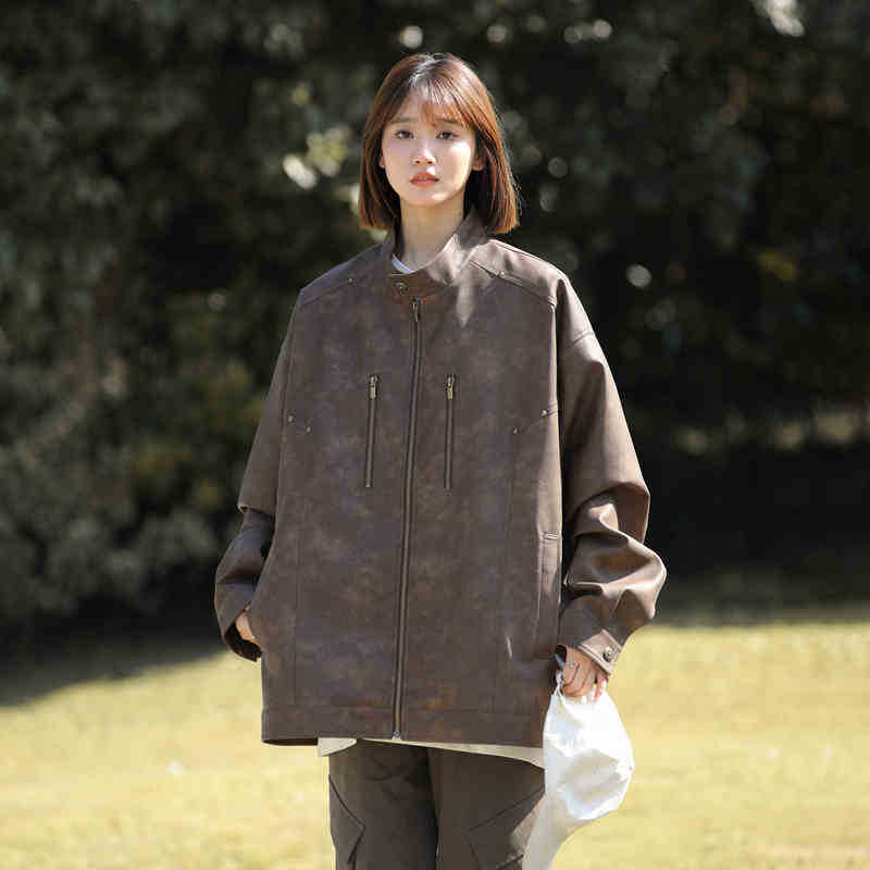 Серая матовая кожаная куртка, мужская и женская свободного кроя со стойкой, красивый американский осенний короткий мотоциклетный костюм 3XL
Серая матовая кожаная куртка, мужская и женская свободного кроя со стойкой, красивый американский осенний короткий мотоциклетный костюм 3XL