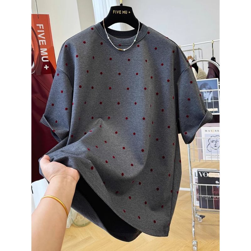 Front Shoulder Polished Niche Polka Dot Short Sleeved T Shirt Women s Spring and Summer Slimming XXXL сірий
Front Shoulder Polished Niche Polka Dot Short Sleeved T Shirt Women s Spring and Summer Slimming XXXL сірий