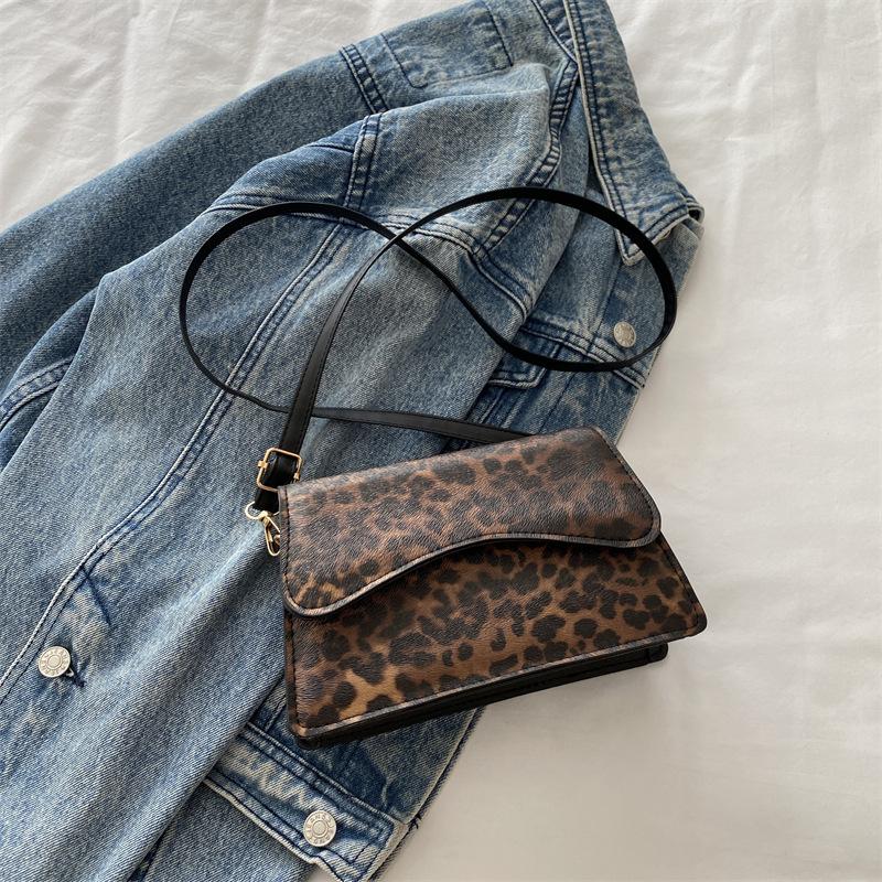 Премиальная кожа маленькая сумка женская 2025 весна новая коричневая леопардовый принт маленькая квадратная сумка кроссбоди сумка через плечо трендовые малышки коричневый
Премиальная кожа маленькая сумка женская 2025 весна новая коричневая леопардовый принт маленькая квадратная сумка кроссбоди сумка через плечо трендовые малышки коричневый