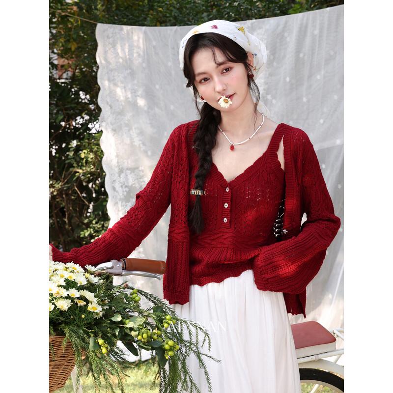 Women s French Retro Red Knitted Camisole Top L
Women s French Retro Red Knitted Camisole Top L