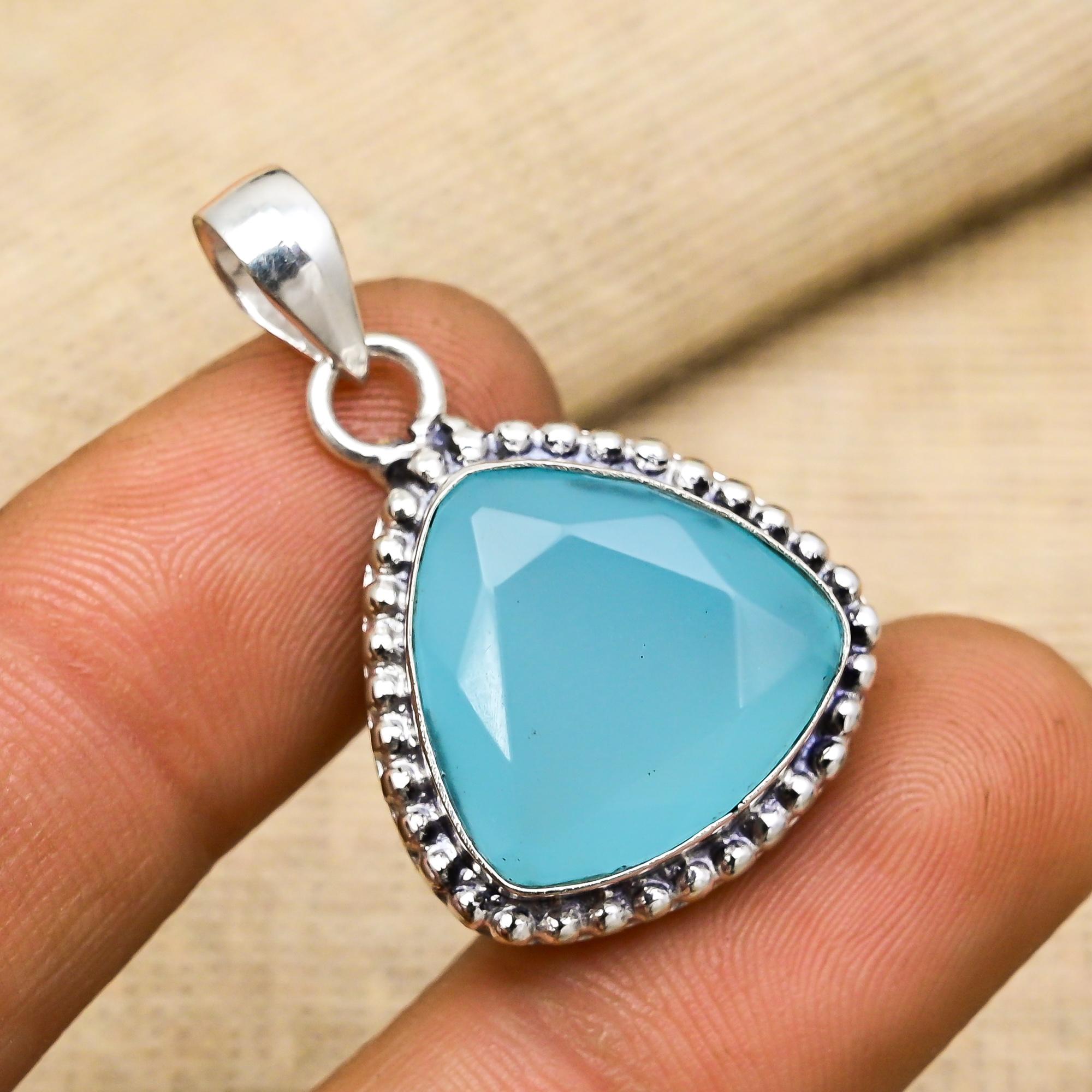 AAA+ Aqua Chalcedony Gemstone 925 Sterling Silver Handmade Jewelry Unique Pendant 1.37 Inches синій
AAA+ Aqua Chalcedony Gemstone 925 Sterling Silver Handmade Jewelry Unique Pendant 1.37 Inches синій