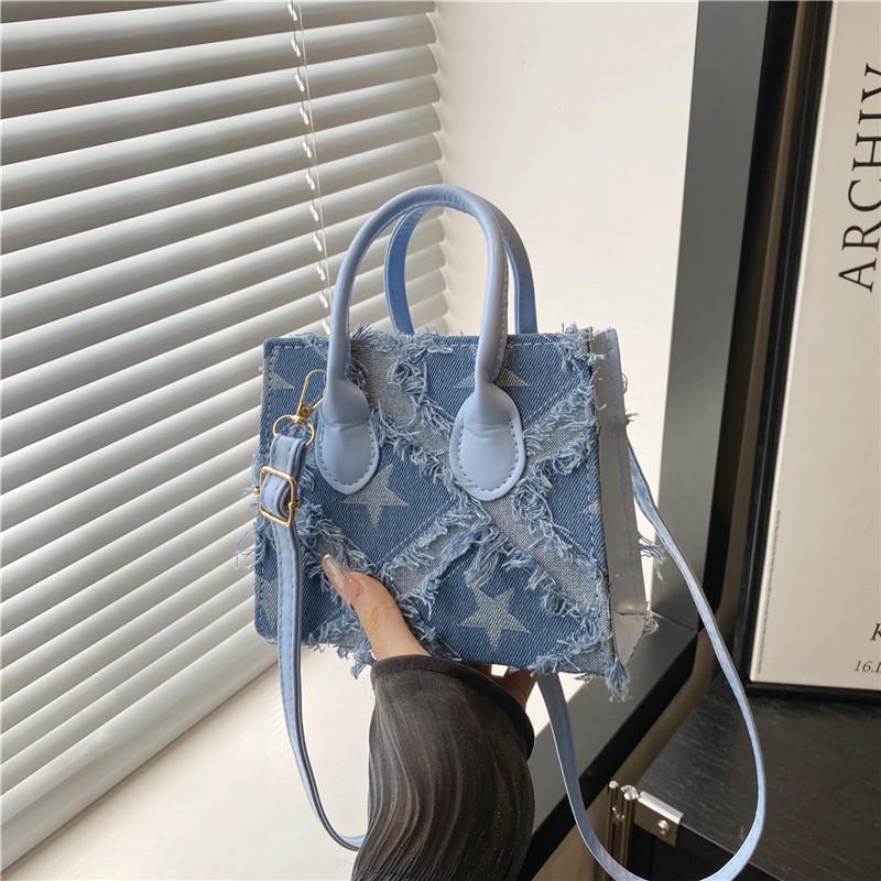 Korean Style Denim Plaid Women s Crossbody Shoulder Bag - Autumn Collection темно-синий
Korean Style Denim Plaid Women s Crossbody Shoulder Bag - Autumn Collection темно-синий