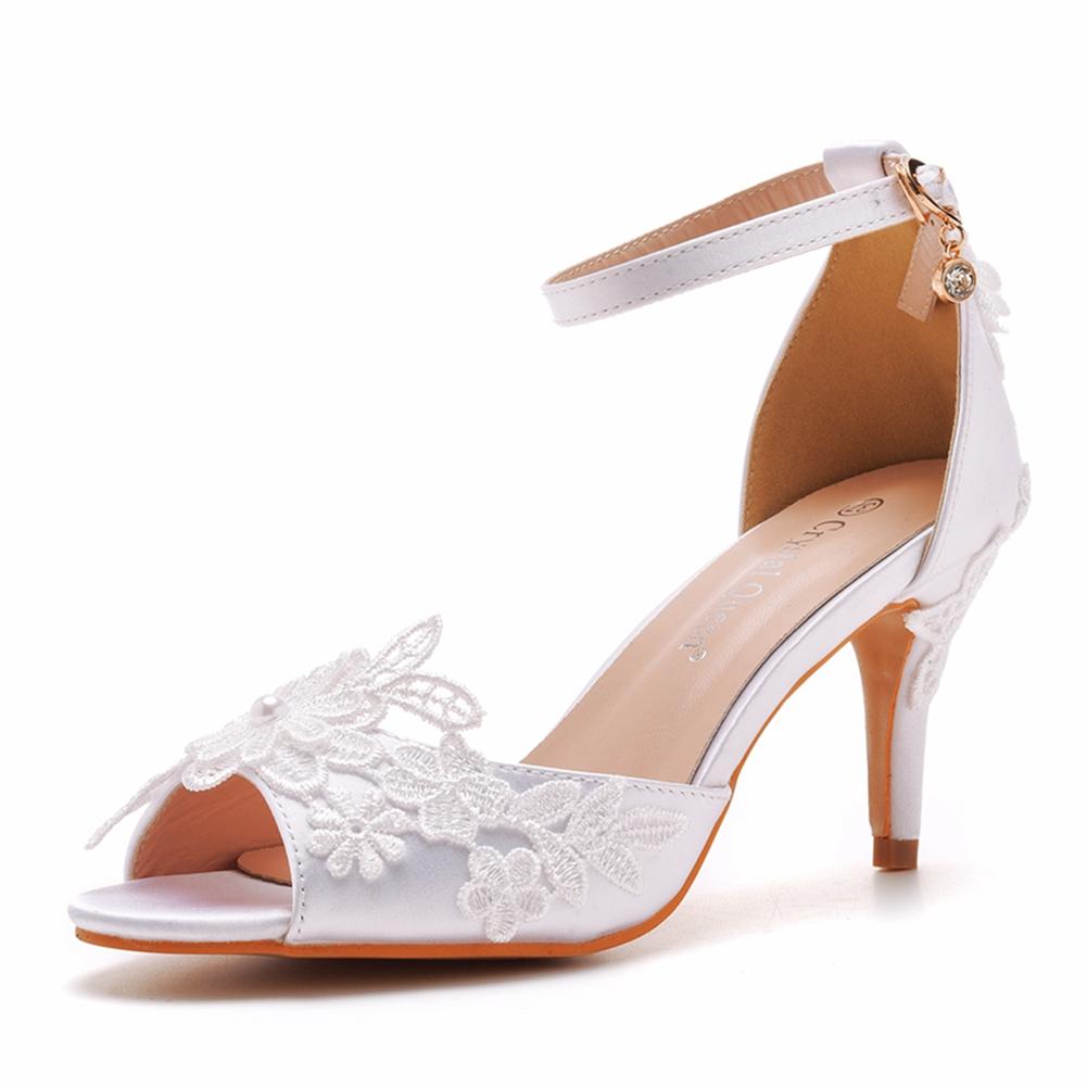 Women s White Lace Wedding Sandals with Pearl Ankle Strap Stilettos PeepToe Bridal Formal Satin Shoes 35 белый
Women s White Lace Wedding Sandals with Pearl Ankle Strap Stilettos PeepToe Bridal Formal Satin Shoes 35 белый