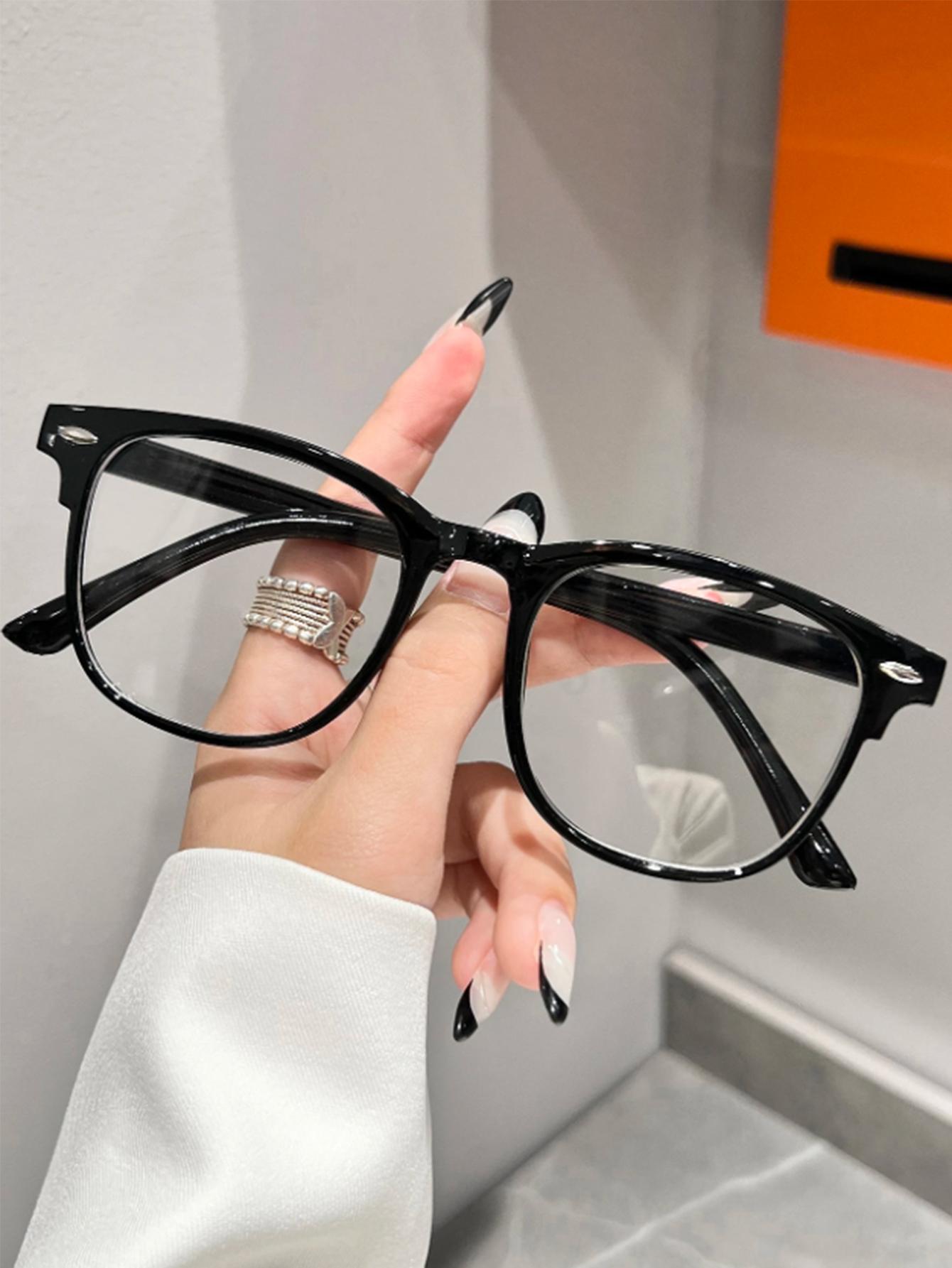 1Pc Fashionable Round Frame Glasses with Transparent Lenses, Stylish Eyewear Suitable for Daily Office Work and Reading
1Pc Fashionable Round Frame Glasses with Transparent Lenses, Stylish Eyewear Suitable for Daily Office Work and Reading