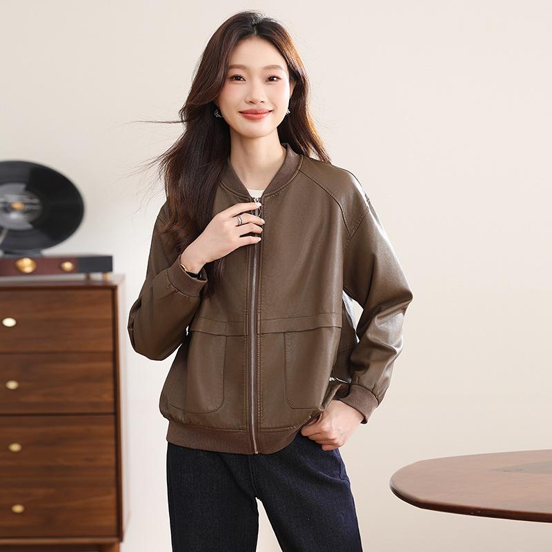 Модная короткая кожаная куртка женская весна и осень новая свободная универсальная кожаная куртка повседневная куртка-бомбер XL
Модная короткая кожаная куртка женская весна и осень новая свободная универсальная кожаная куртка повседневная куртка-бомбер XL