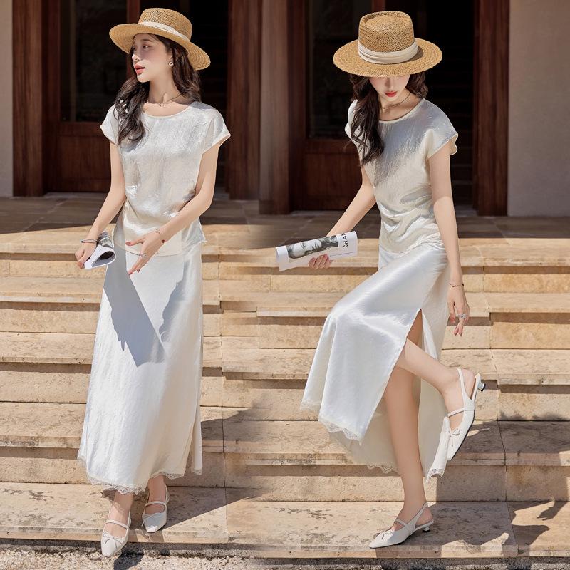 Весна/Лето 2025 Сатиновый женский комплект из двух предметов с круглым вырезом и короткими рукавами: Футболка-пуловер и юбка-полусолнце - Y2516 XL (115-125 jin) белый
Весна/Лето 2025 Сатиновый женский комплект из двух предметов с круглым вырезом и короткими рукавами: Футболка-пуловер и юбка-полусолнце - Y2516 XL (115-125 jin) белый