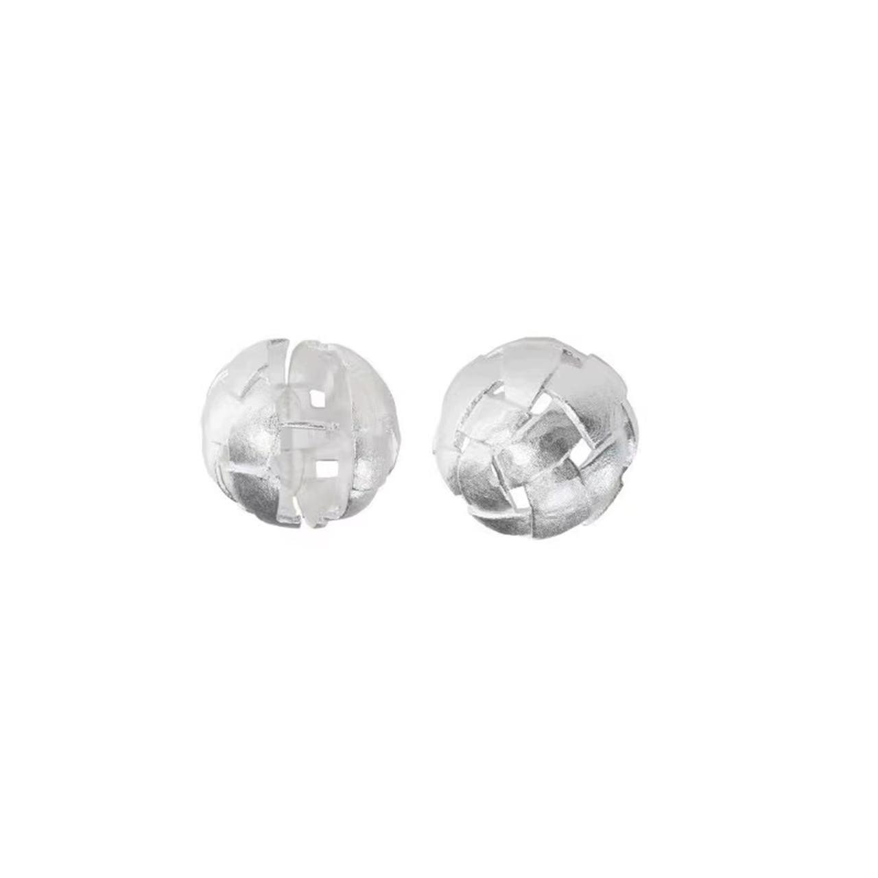 Серьги-клипсы с полым плетением в виде гортензий от Чжун Чуси – Роскошные сферические ear cuffs для женщин
Серьги-клипсы с полым плетением в виде гортензий от Чжун Чуси – Роскошные сферические ear cuffs для женщин