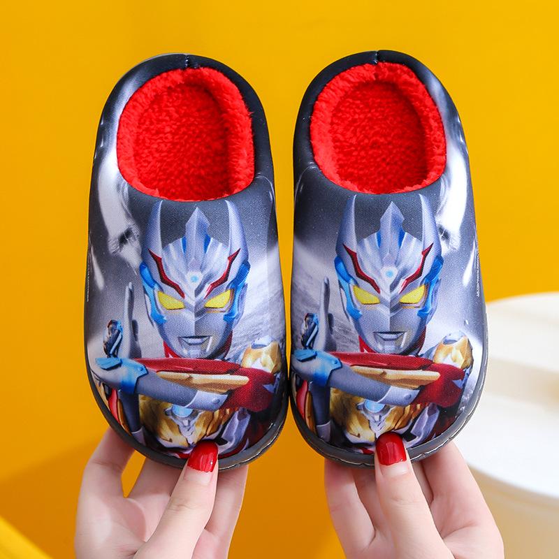 Ultraman Kids Indoor Non-Slip Warm Plush Cotton Slippers Size 24/25, Foot Length 15cm, Age 2-3 червоний/чорний
Ultraman Kids Indoor Non-Slip Warm Plush Cotton Slippers Size 24/25, Foot Length 15cm, Age 2-3 червоний/чорний