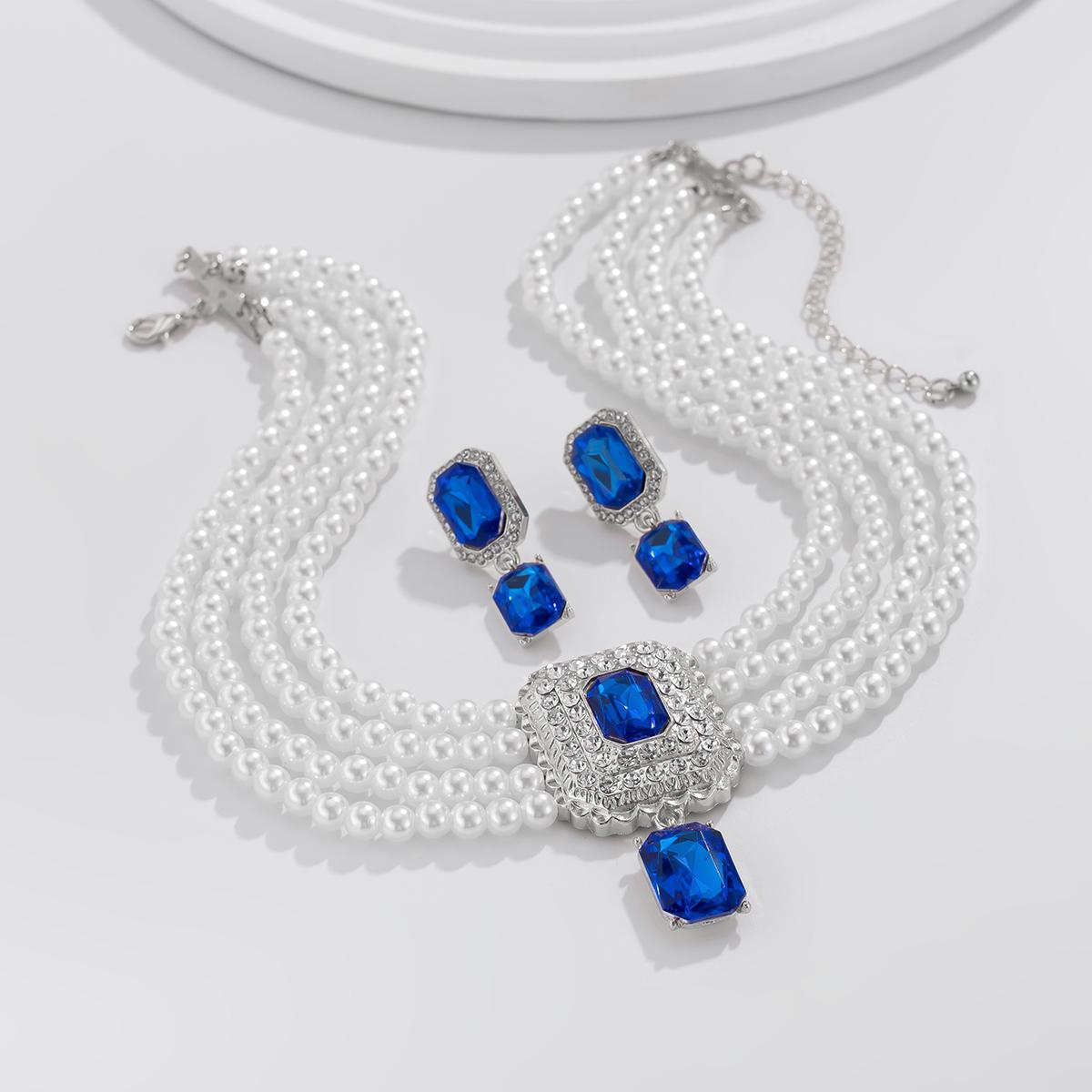 Ingemark Роскошное многослойное ожерелье-цепочка из искусственного циркона, серьги-пусеты с подвеской из страз для женщин, элегантный свадебный цирконовый набор, новинка
Ingemark Роскошное многослойное ожерелье-цепочка из искусственного циркона, серьги-пусеты с подвеской из страз для женщин, элегантный свадебный цирконовый набор, новинка