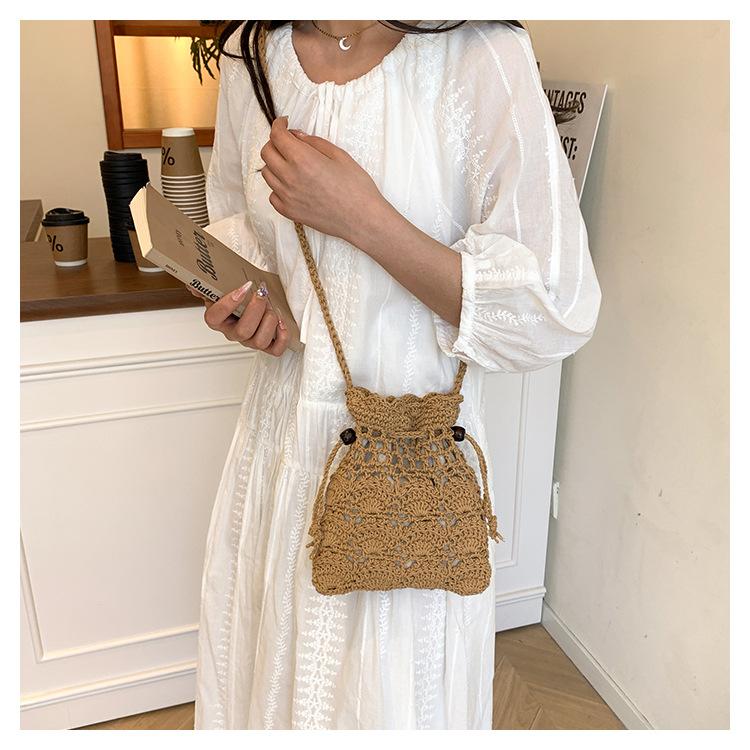 Niche design bag 2025 new women s bag versatile messenger bag popular hollow bucket bag хакі
Niche design bag 2025 new women s bag versatile messenger bag popular hollow bucket bag хакі
