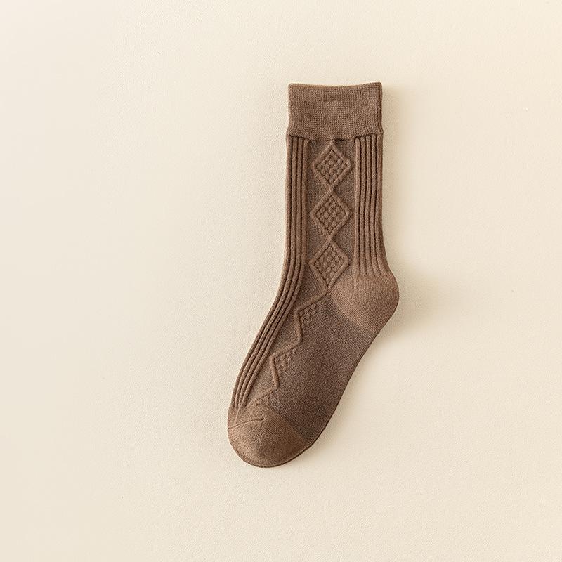 Женские осенне-зимние длинные гольфы, гольфы с отворотом, утолщенные и флисовые теплые стеганые вязаные гольфы до икры с узором 1 pair
Женские осенне-зимние длинные гольфы, гольфы с отворотом, утолщенные и флисовые теплые стеганые вязаные гольфы до икры с узором 1 pair